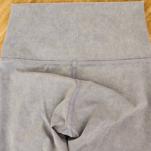 LULULEMON Wunder Under High Rise Crop Snow Washed, size 2 - Picture 6 of 12